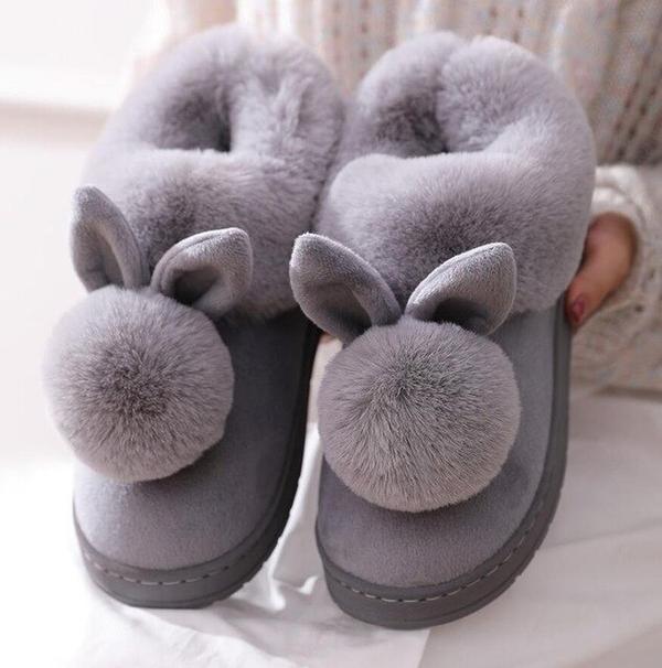 Chaussons d’Hiver Lapin Pompon – Pantoufles Douces et Chaudes d’Intérieur