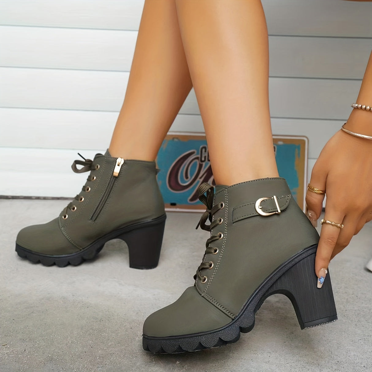 Schnürstiefel Damen – Trendige Stiefeletten mit Absatz und rutschfester Sohle
