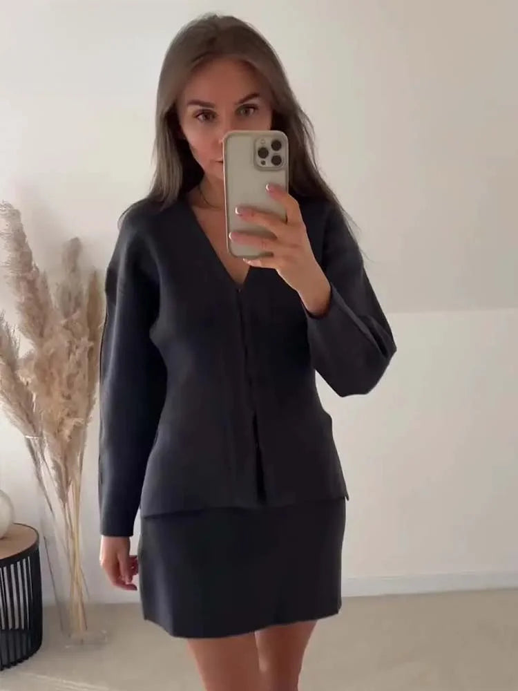 Elegantes Ensemble Blazer und Rock für Damen