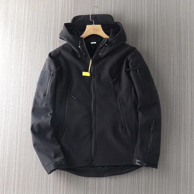Outdoor-Jacke Herren – Funktionelle Jacke mit Kapuze und Reißverschlusstaschen