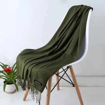 Eleganter Damenschal – Weicher Winterschal mit Fransen