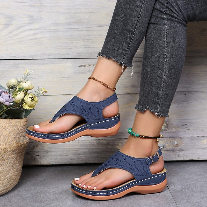 Orthopädische Damensandalen mit bequemer Sohle
