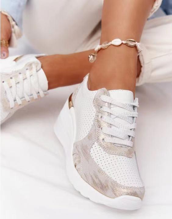 Elegant Wedge Heel Baskets with Ventilation
