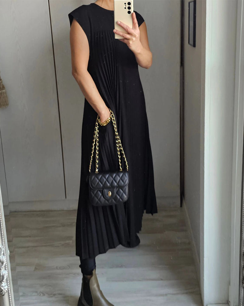 Plissiertes ärmelloses Kleid - Elegantes und bequemes Design
