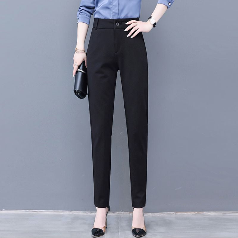Sommerensemble für Damen – Eleganter Blazer und Bequeme Hose