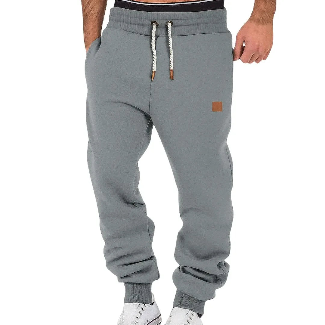 Herren-Jogginghose – Bequeme Hose mit Kordelzug und Taschen-Details