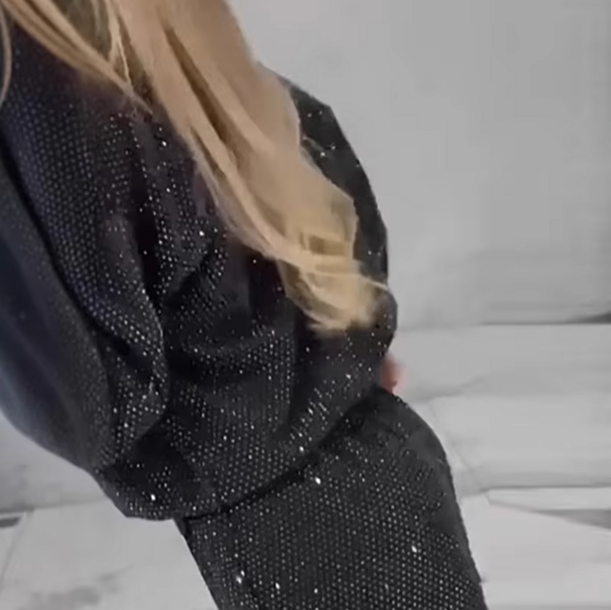 Glänzendes Damen Zweiteiler-Set – Rundhals-Pullover und Hose