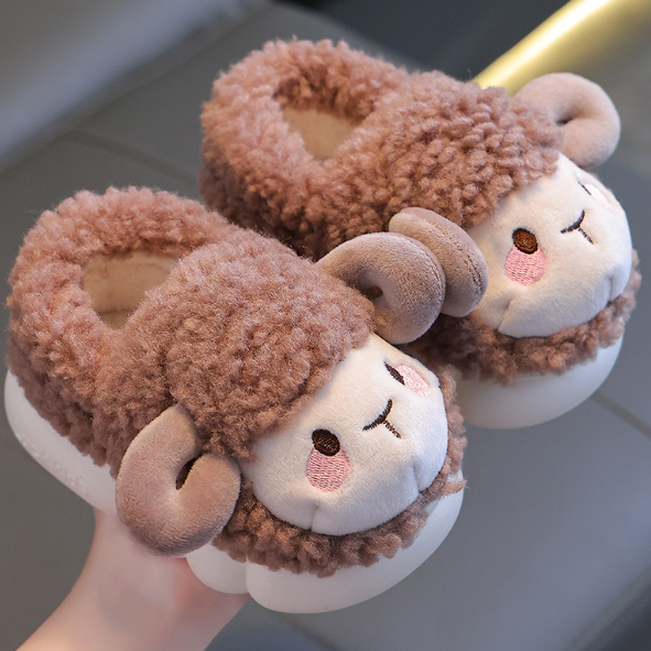 Plush Animal Slippers – Warm Children's Slippers with Cute Design