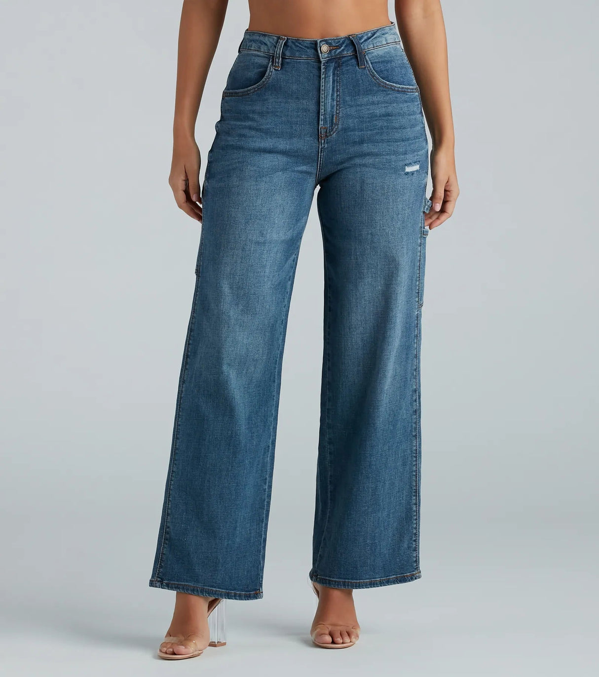 Jean large femme élégant avec détails cargo