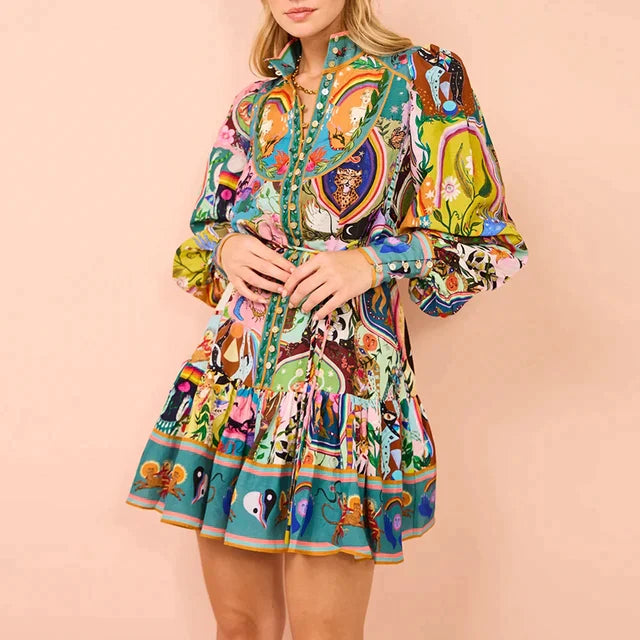 Bequemes kurzes Kleid mit langen Ärmeln - Elegant und stilvoll