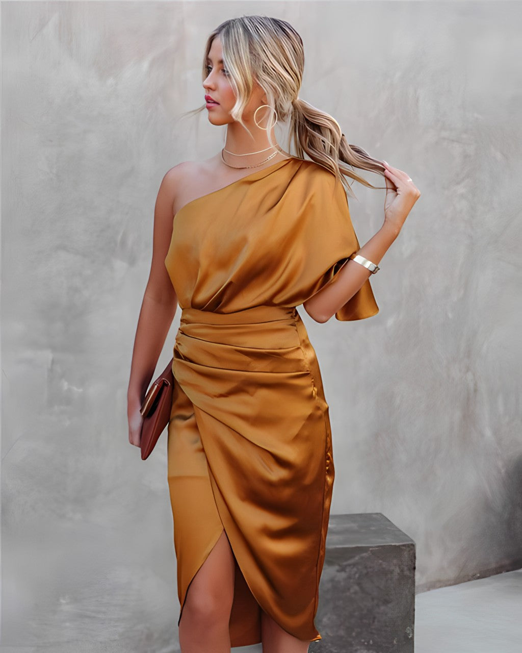 Elegantes Midikleid mit glamourösem Schnitt