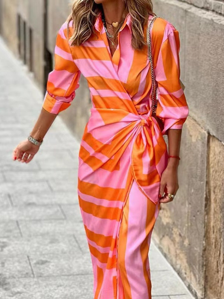 Sommerkleid mit Wickeldesign und elegantem Kragen