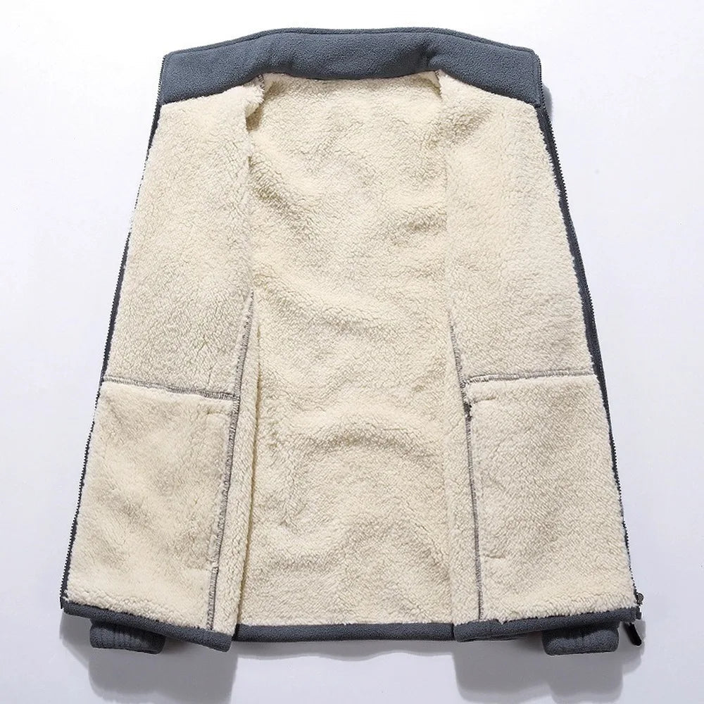 Herren-Fleecejacke – Weich und warm mit Stehkragen und Reißverschluss