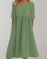 Leichtes Sommerkleid mit Taschen und raffinierter Taille