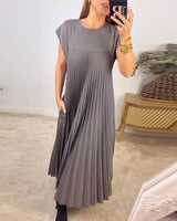 Plissiertes ärmelloses Kleid - Elegantes und bequemes Design