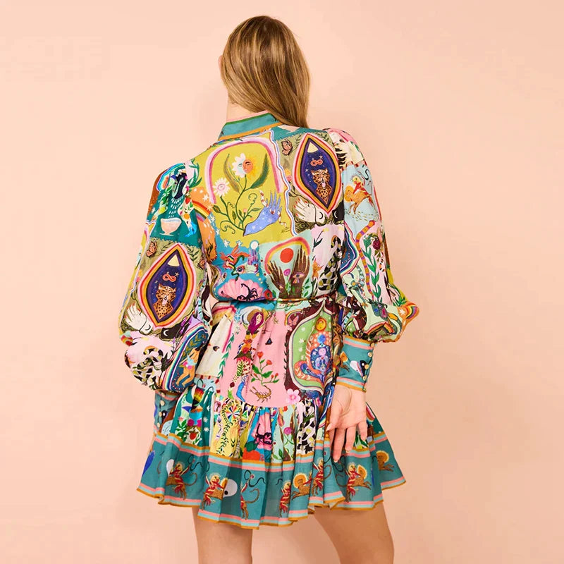 Bequemes kurzes Kleid mit langen Ärmeln - Elegant und stilvoll