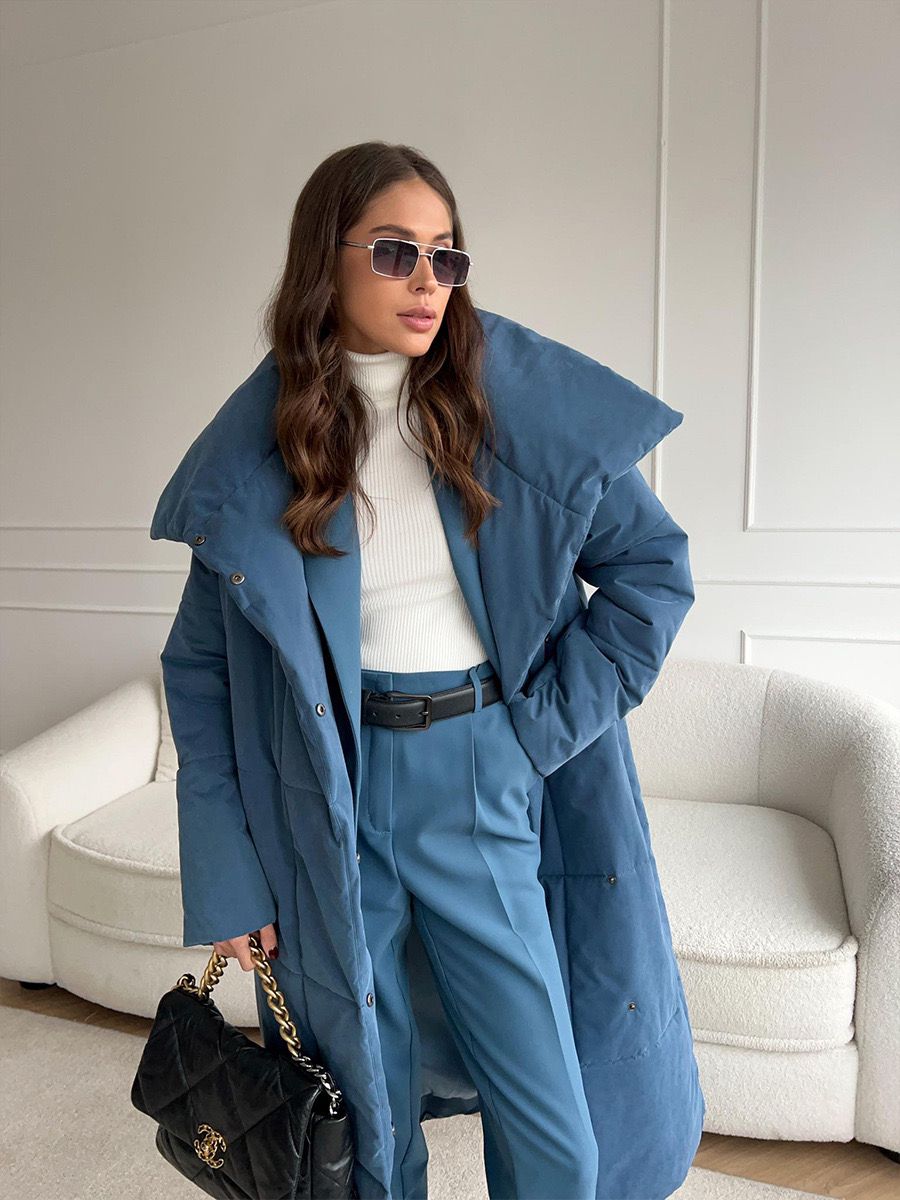 Langer Wintermantel für Damen – Eleganter gesteppter Mantel mit Gürtel
