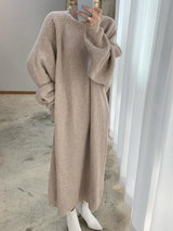 Elegantes Freizeitkleid mit hohem Kragen