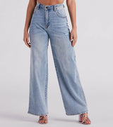Jean large femme élégant avec détails cargo