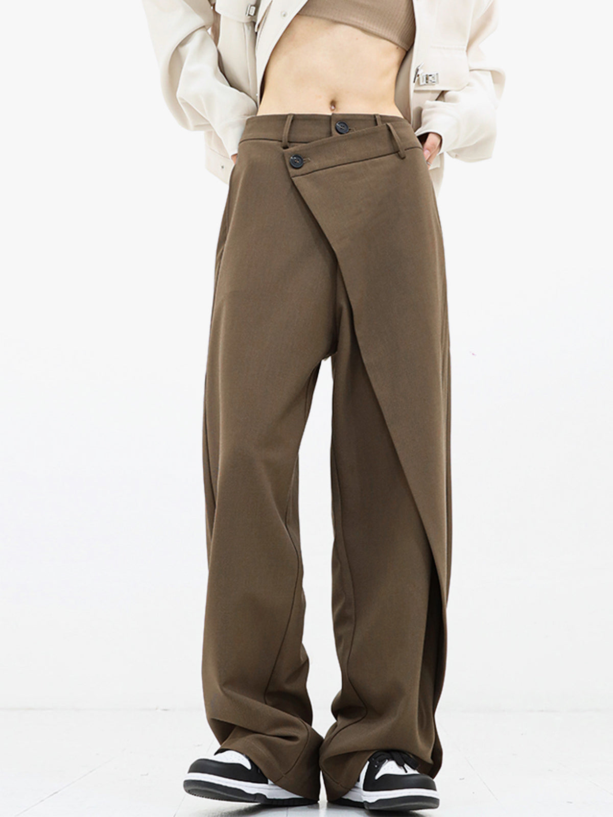 Damenhose Baggy Asymmetrisch mit Doppelknopfleiste