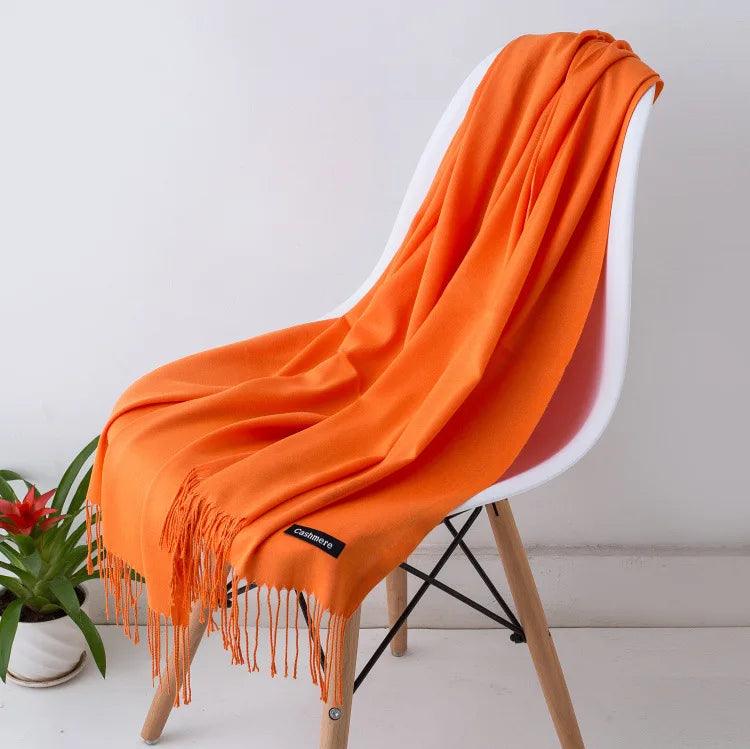 Eleganter Damenschal – Weicher Winterschal mit Fransen