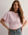 T-Shirt mit weitem Schnitt und bequemer Passform