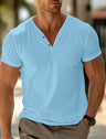T-shirt classique col en V pour homme, élégant et confortable.