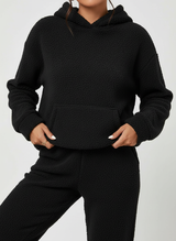 Damen Loungewear Set aus Fleece – Weicher Kapuzenpullover und Hose für den Winter