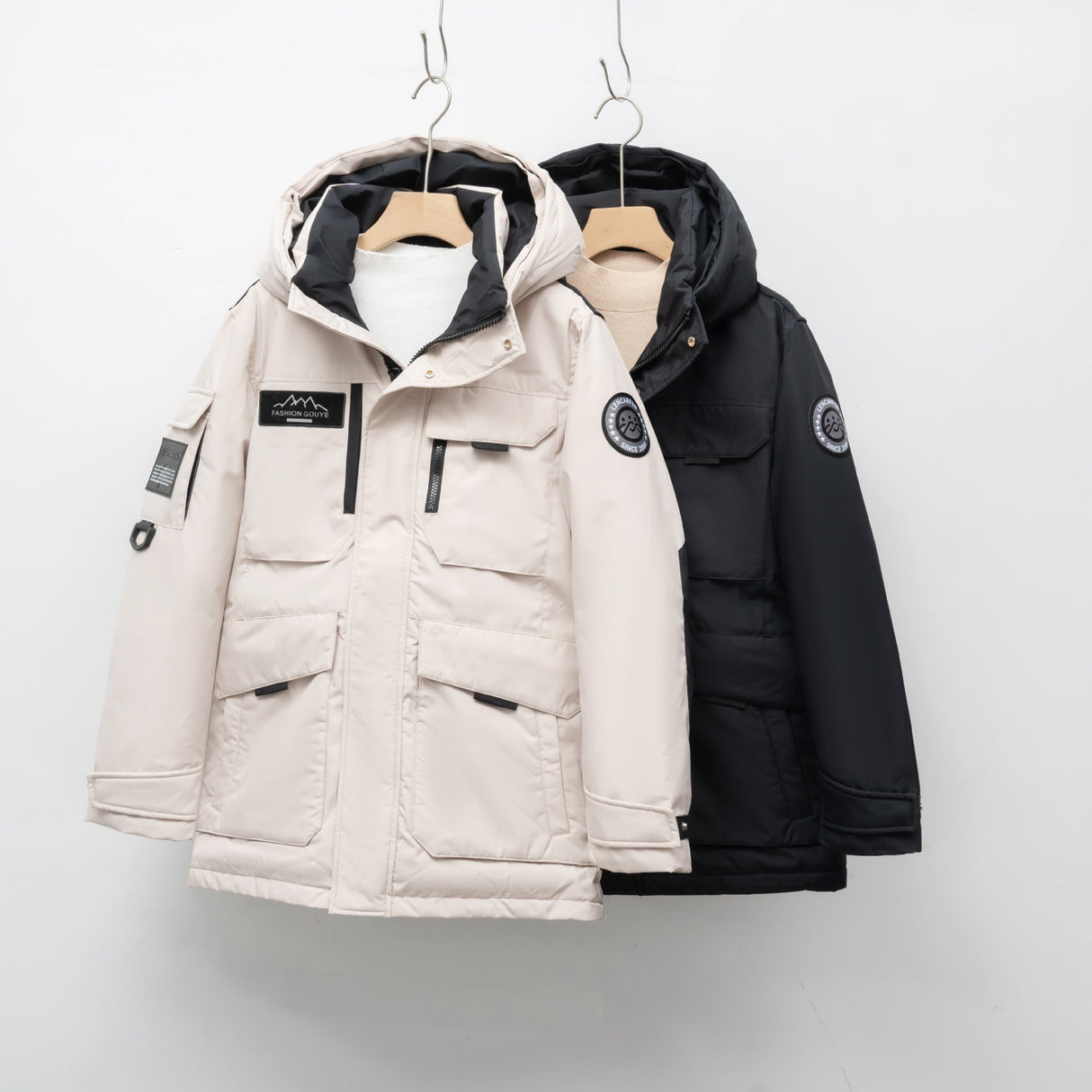Damen Winterparka – Warmer Mantel mit Kapuze und funktionalen Taschen
