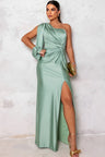 Elegantes Ein-Schulter-Kleid mit asymmetrischen Linien und drapiertem Akzent