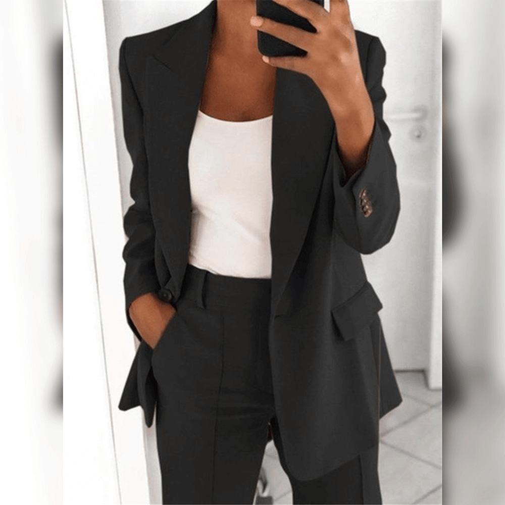 Elegantes zweiteiliges Damenensemble für Arbeit und Abendveranstaltungen
