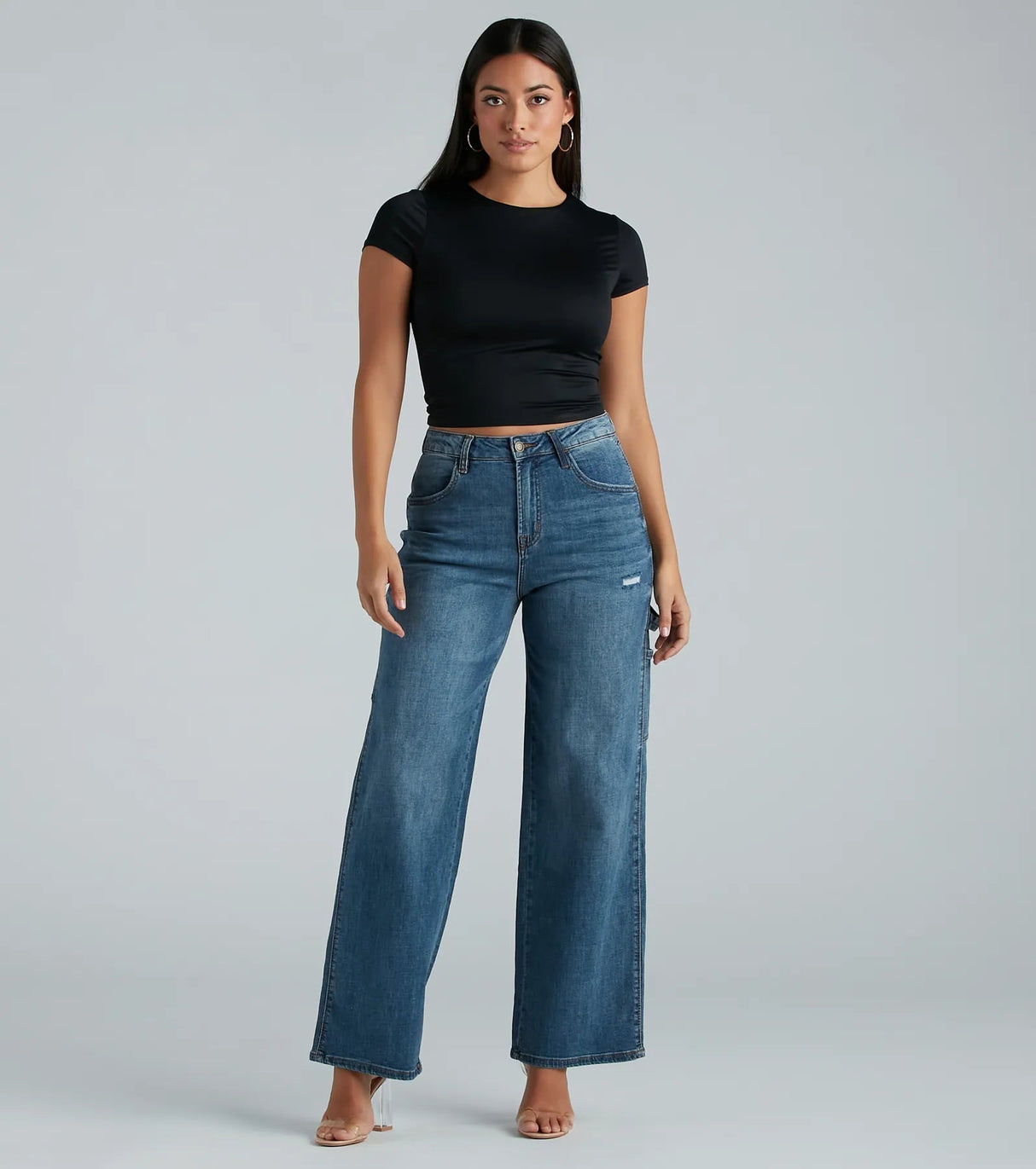 Jean large femme élégant avec détails cargo