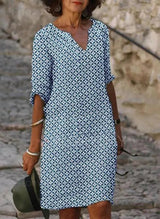 Luftiges Sommerkleid mit weitem und bequemem Schnitt