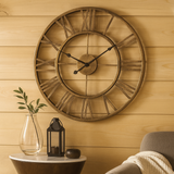 Industrielle Wanduhr mit römischen Zahlen – moderner Retro-Stil