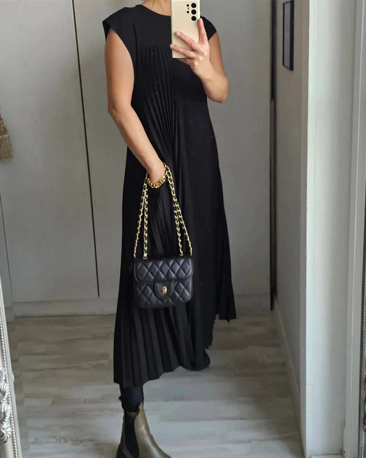 Plissiertes ärmelloses Kleid - Elegant und bequem