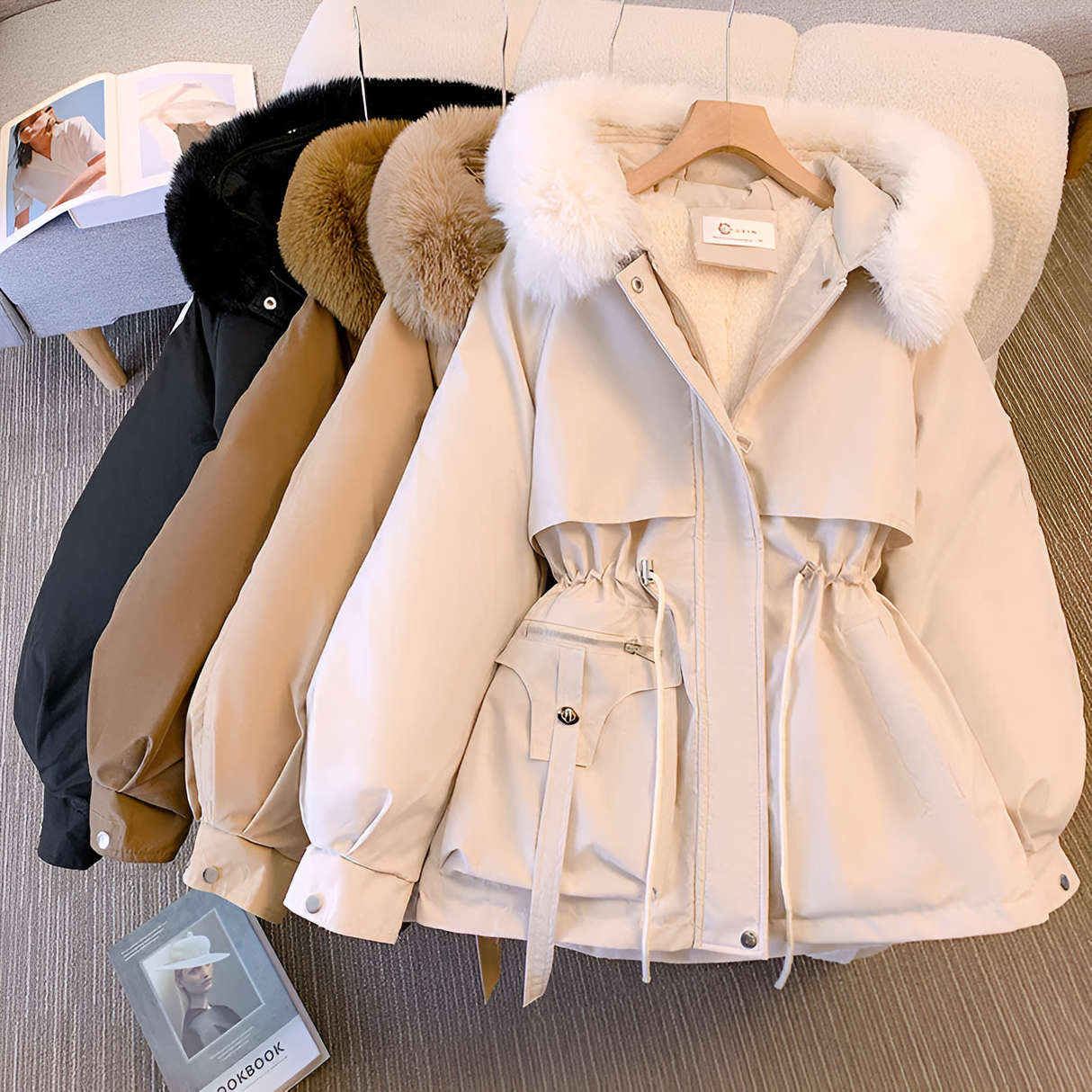 Damen Wintermantel mit Pelzkragen – Elegante warme Jacke mit Gürtel