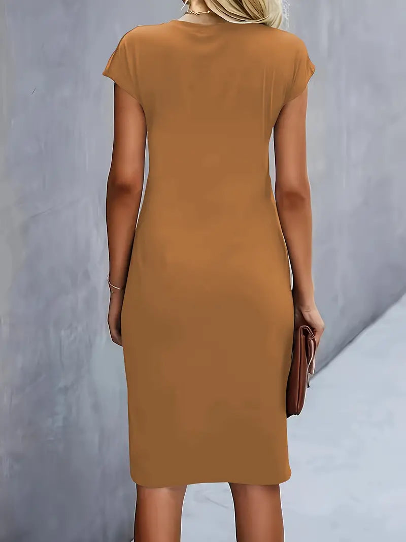 Elegantes und zeitloses Midikleid für alle Anlässe