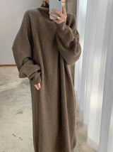 Elegantes Freizeitkleid mit hohem Kragen