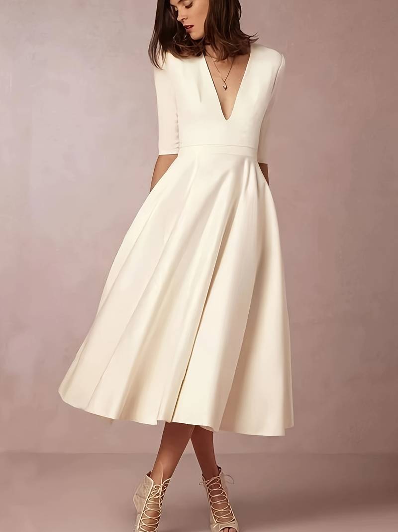 Robe Élégante à Col en V pour Femmes - Stylée et Confortable