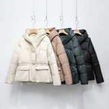 Kurze gesteppte Damenjacke – Warmer Wintermantel mit Kapuze