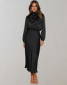 Elegantes Satin-Kleid mit langen Ärmeln