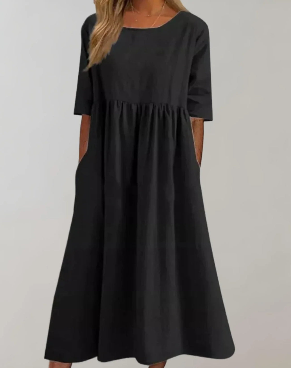Leichtes Sommerkleid mit Taschen und raffinierter Taille