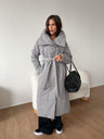 Langer Wintermantel für Damen – Eleganter gesteppter Mantel mit Gürtel