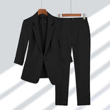 Sommerensemble für Damen – Eleganter Blazer und Bequeme Hose